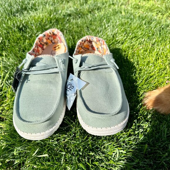 HEY DUDE Size 11 Wendy Cotton Canvas Elastic UltraLIGHT EVA Outsole Deck Boat Sh - Picture 6 of 15